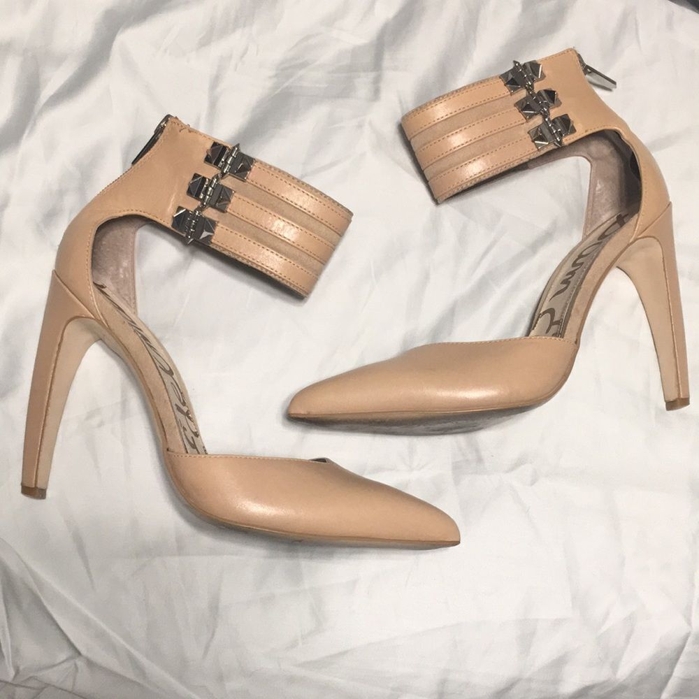 Sam Edelman • Tan Stiletto Pointed Toe with Ankle Cuff Size 6